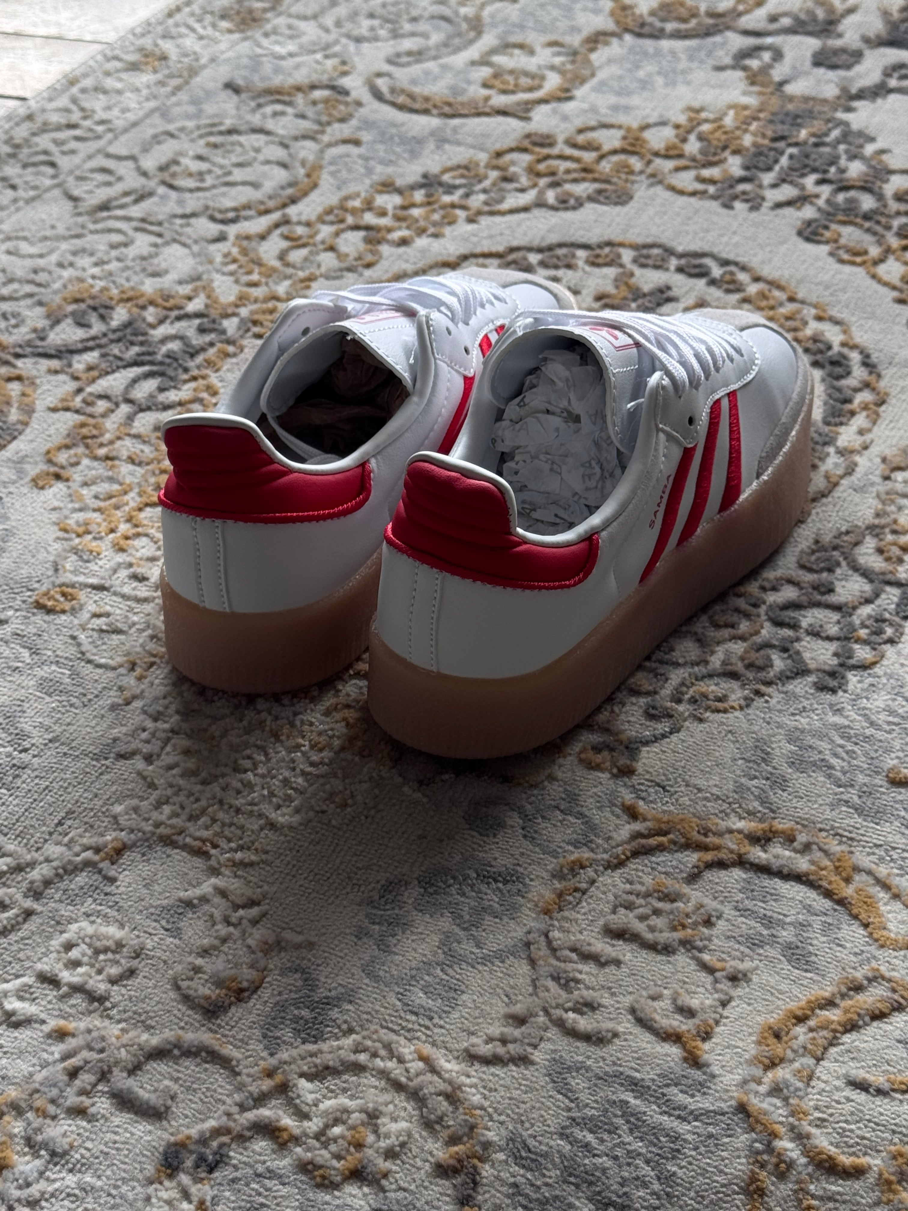 Adidas sambae “blanco rojo “