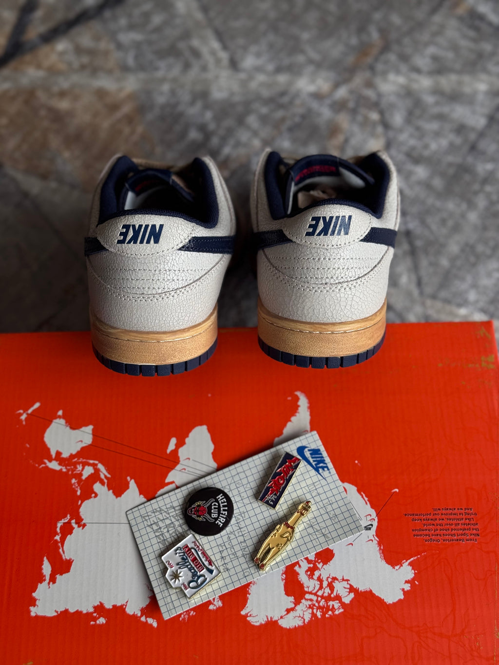Nike sb x stranger things