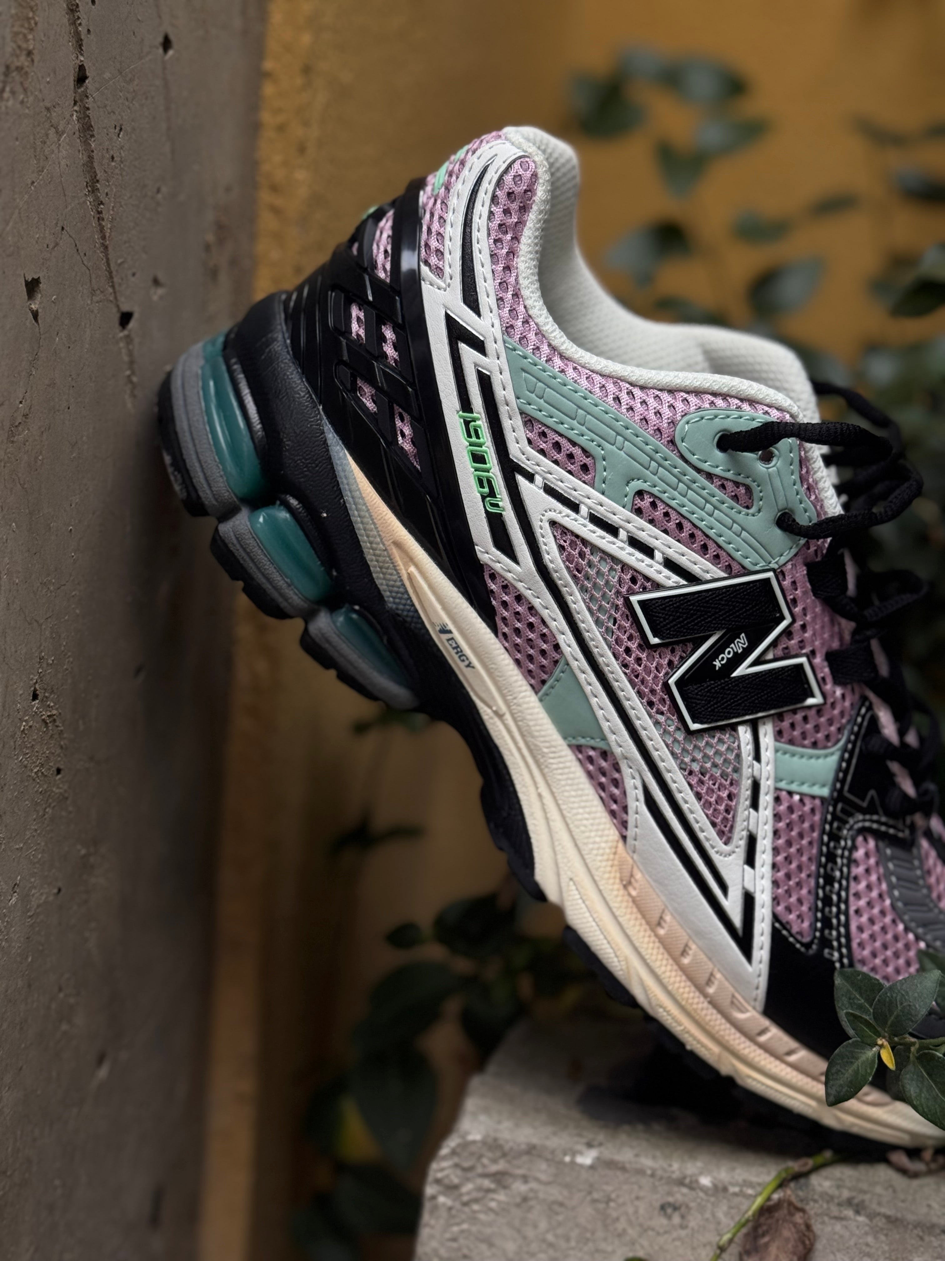 New Balance  1906u “Twilight”