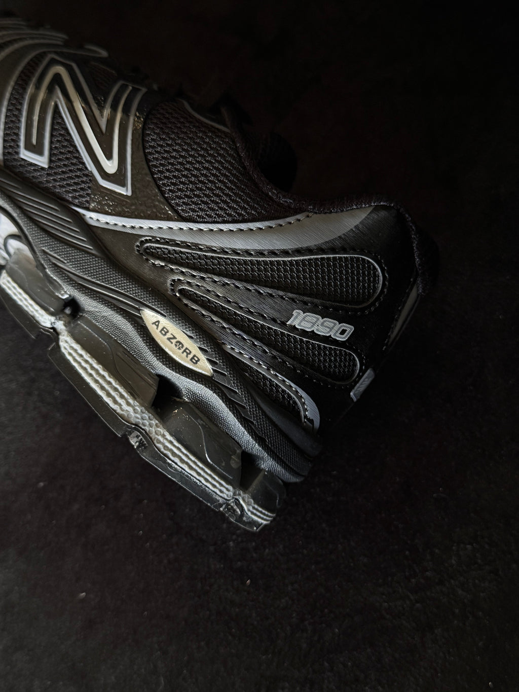 New balance 1890 abzorb “black”