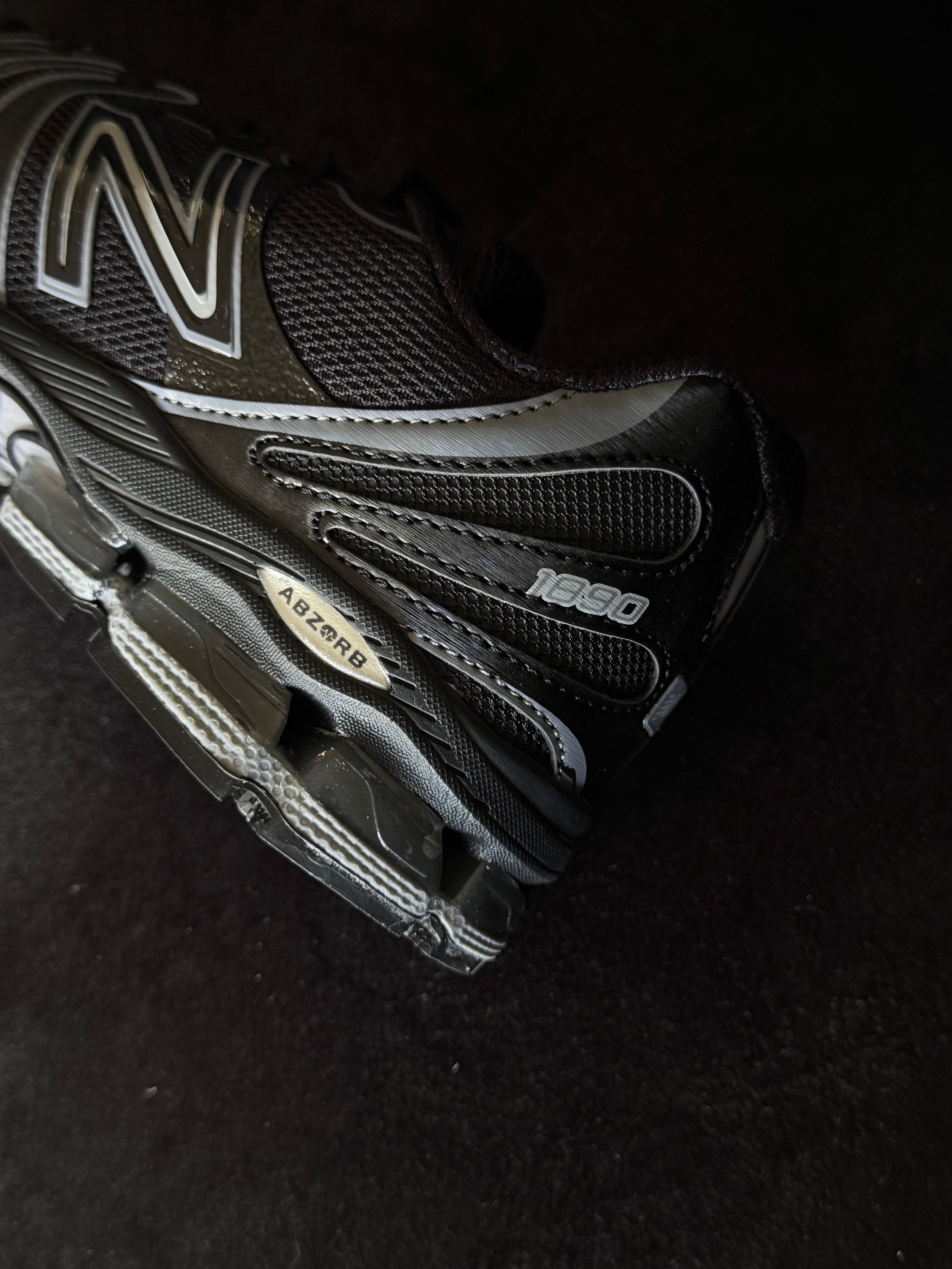 New balance 1890 abzorb “black”