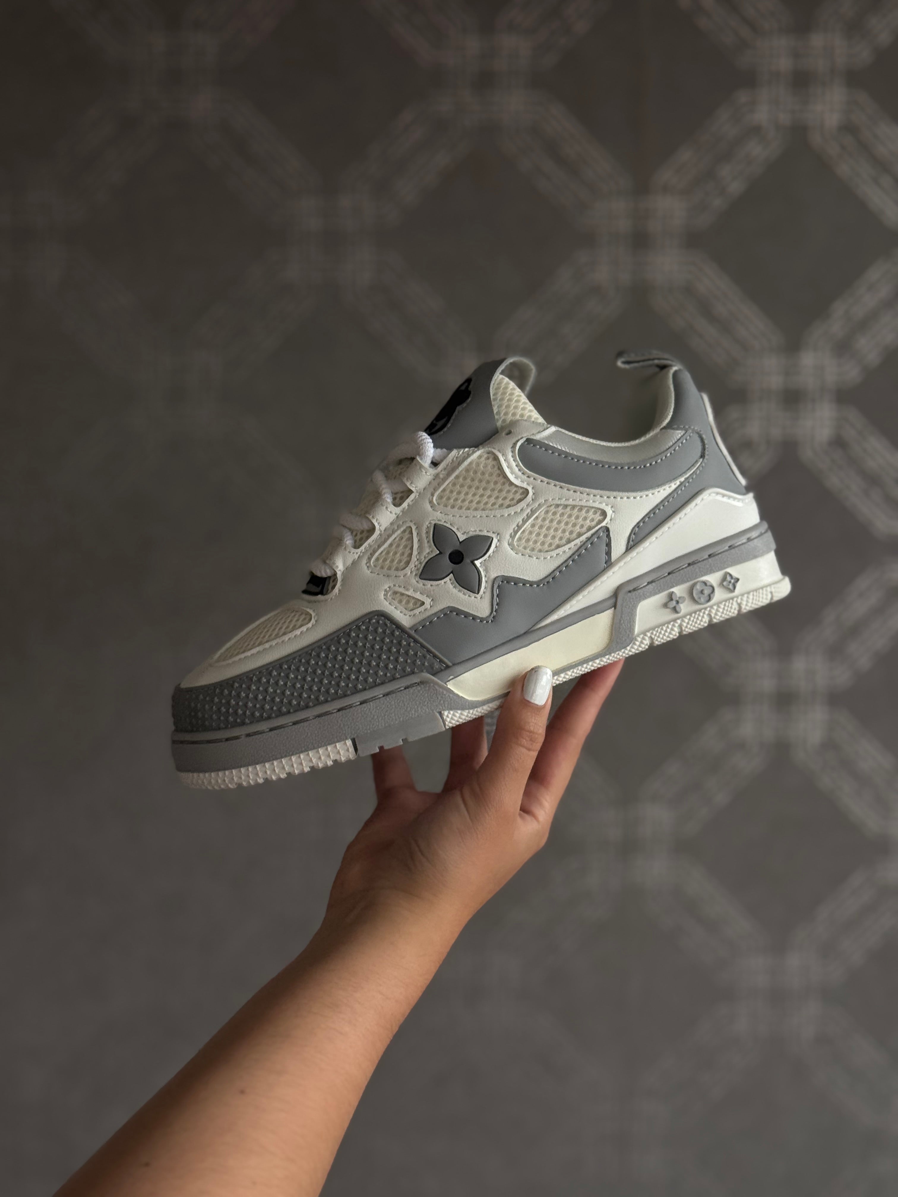 Louis Vuitton Skate gris blanca