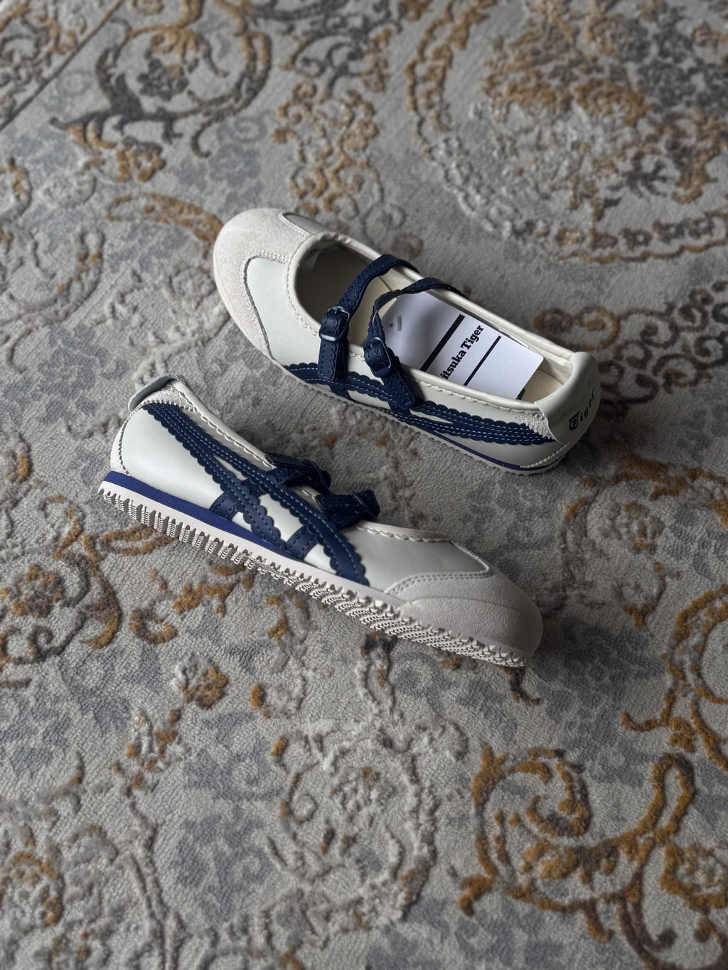 Onitsuka Tiger ballet Flats “blanco azul “