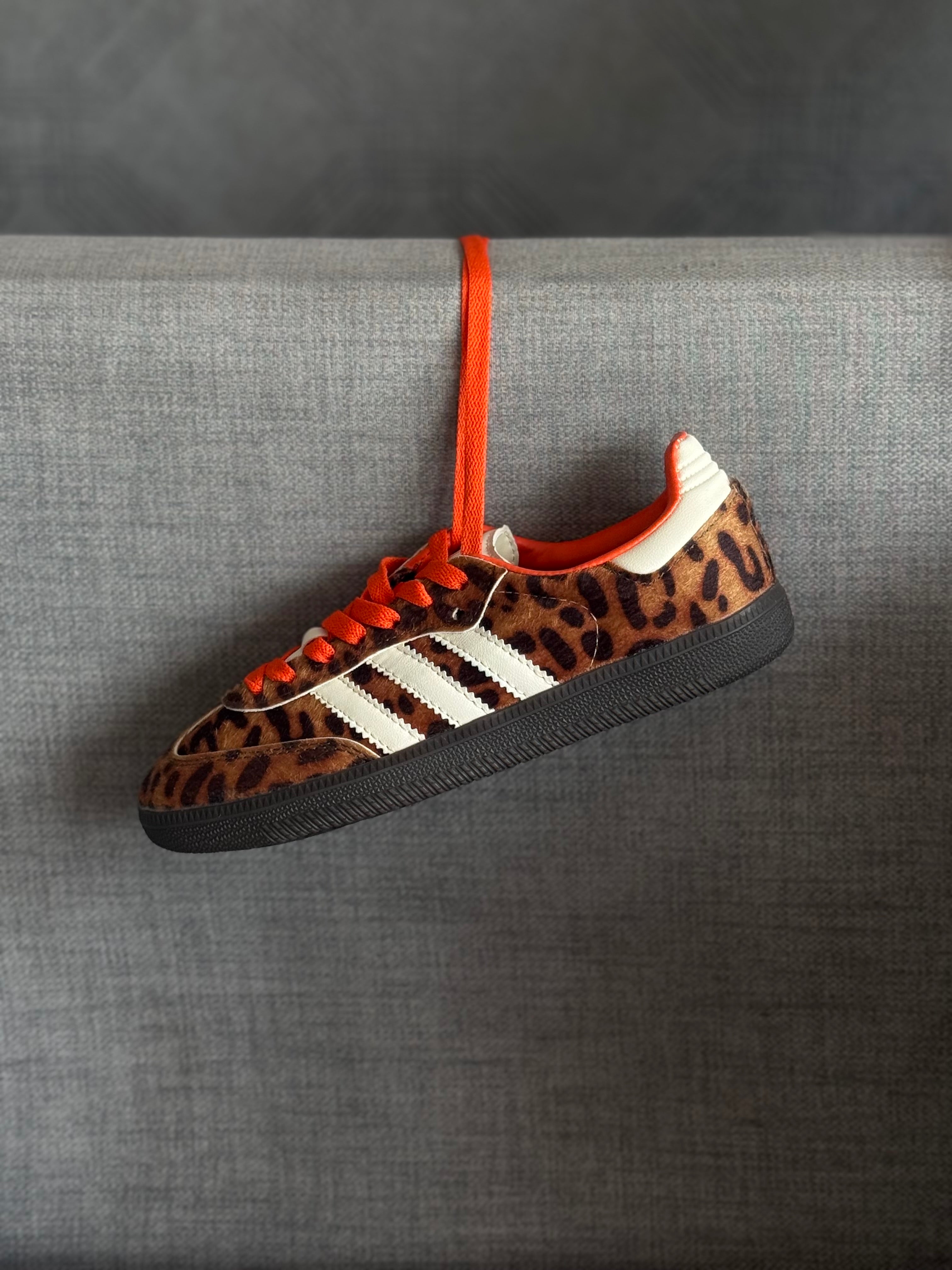Adidas samba “leopard print”