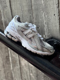 New Balance 1906 r”silver”