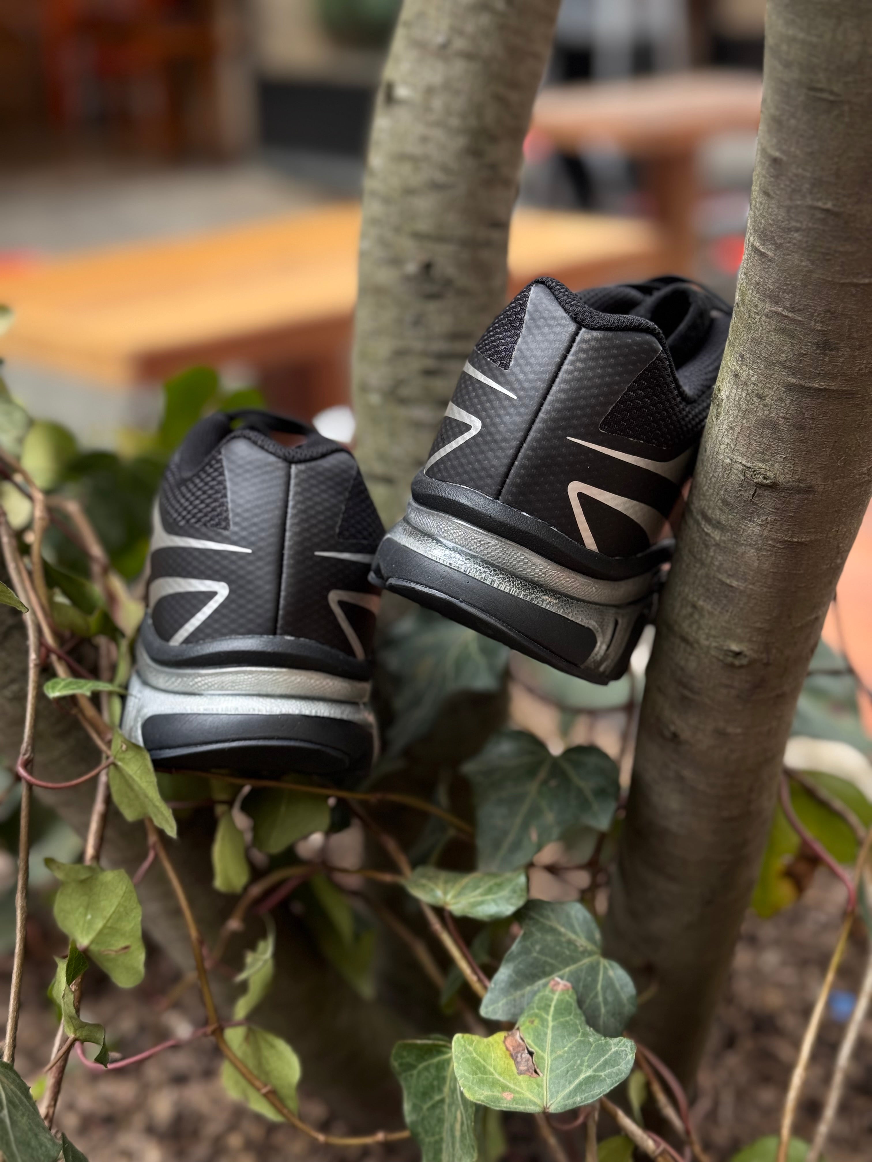 Salomón mm6 x maison margiela “negro”