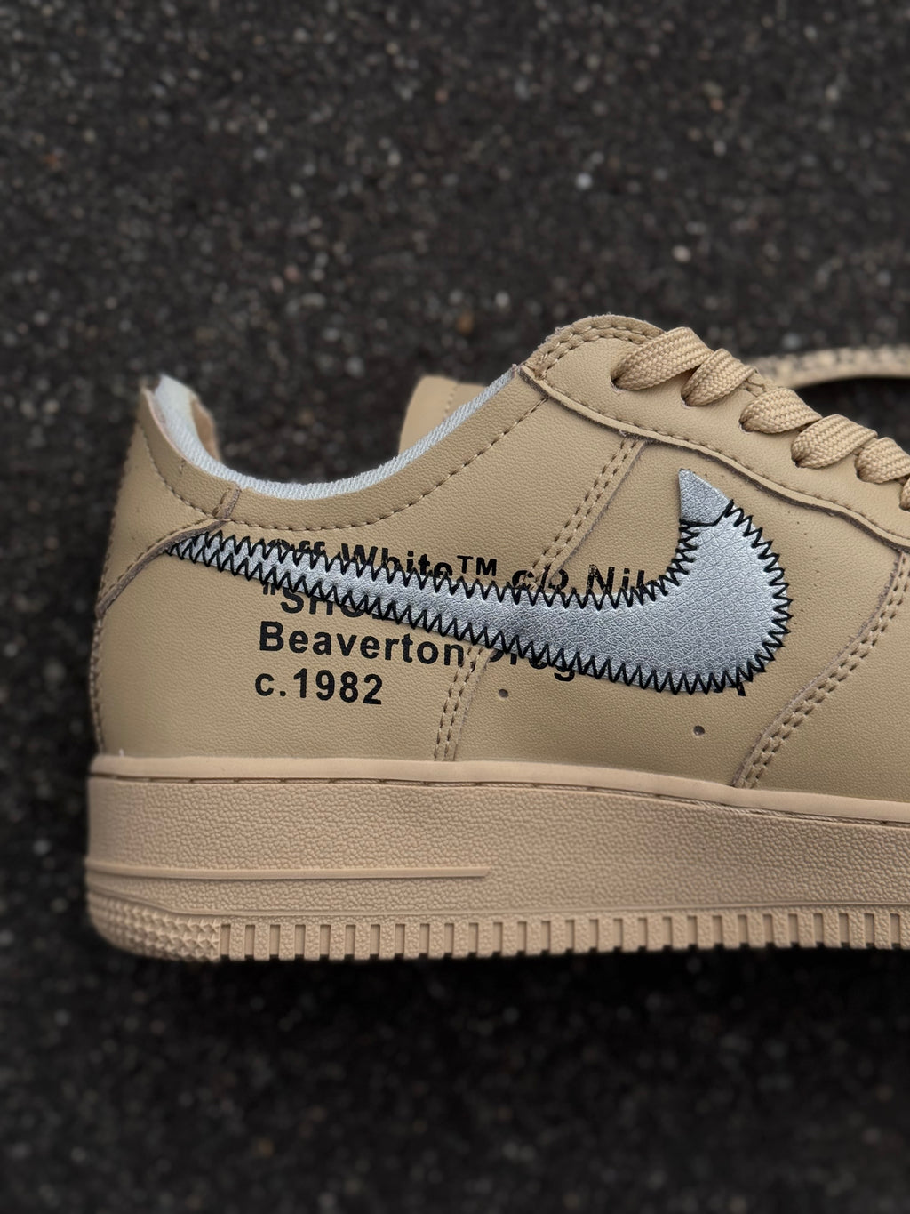 Nike air force One x off white “sesame”