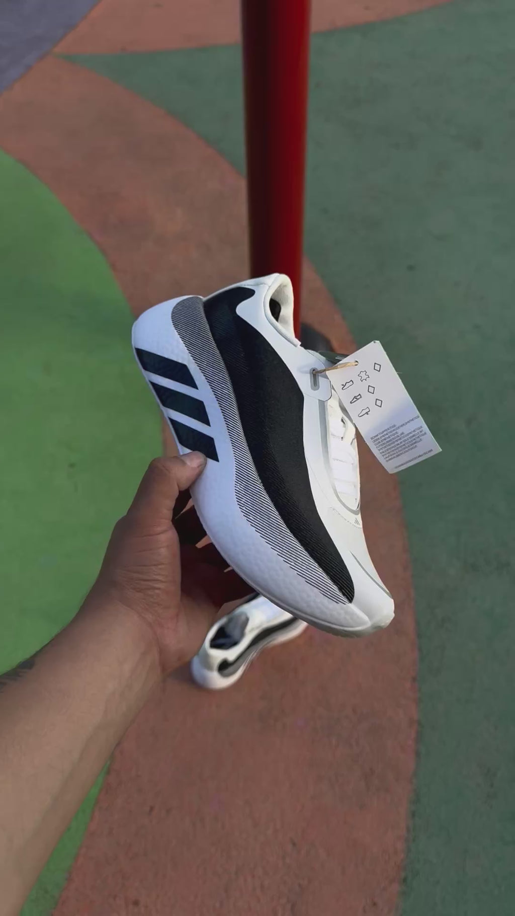 Adidas hyperboost “Edge” blanco negro